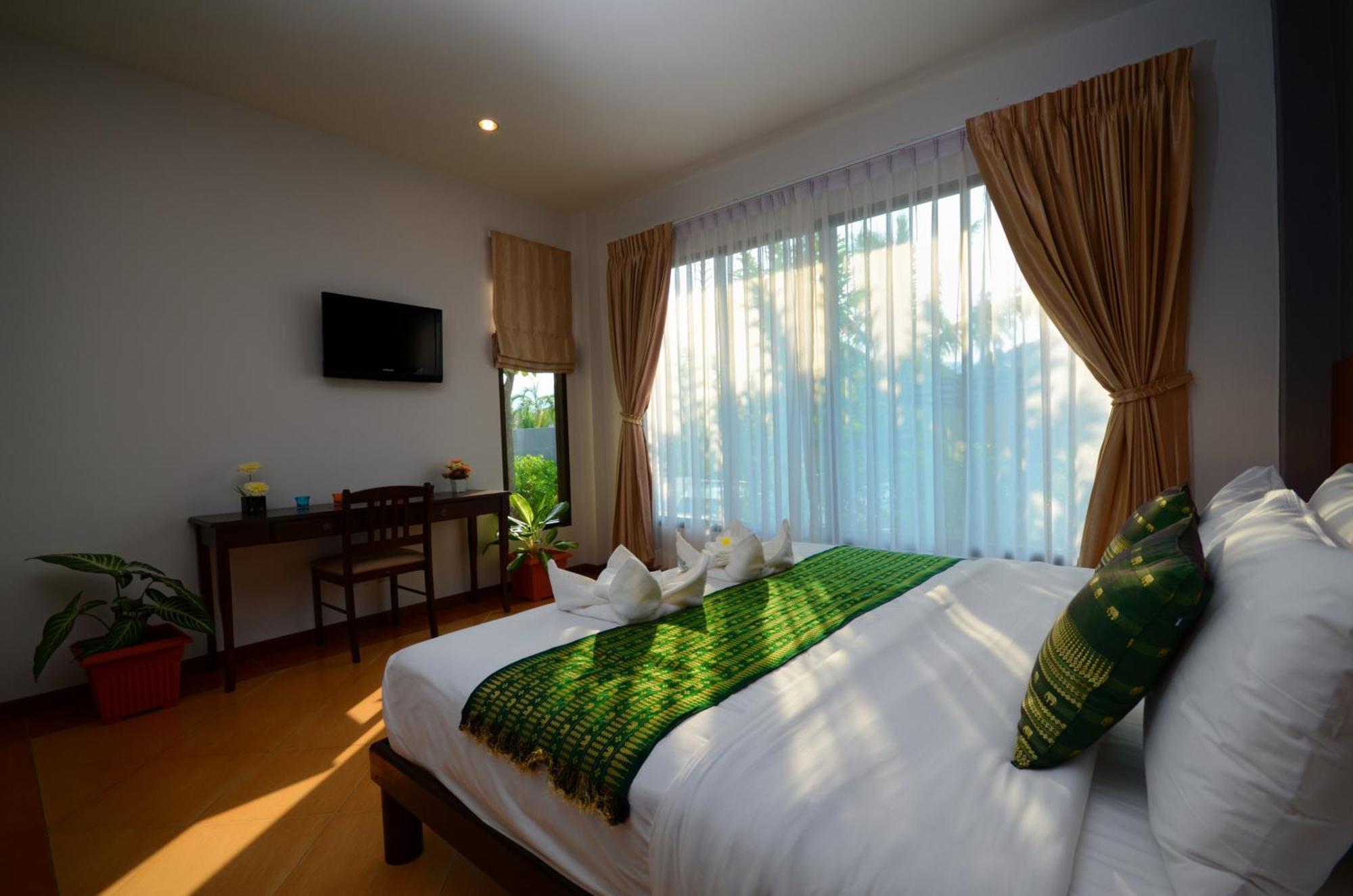 The Fusion Resort Hotel Чалонг Экстерьер фото