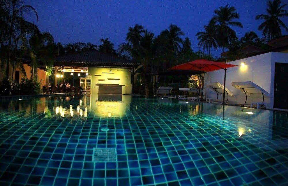The Fusion Resort Hotel Чалонг Экстерьер фото